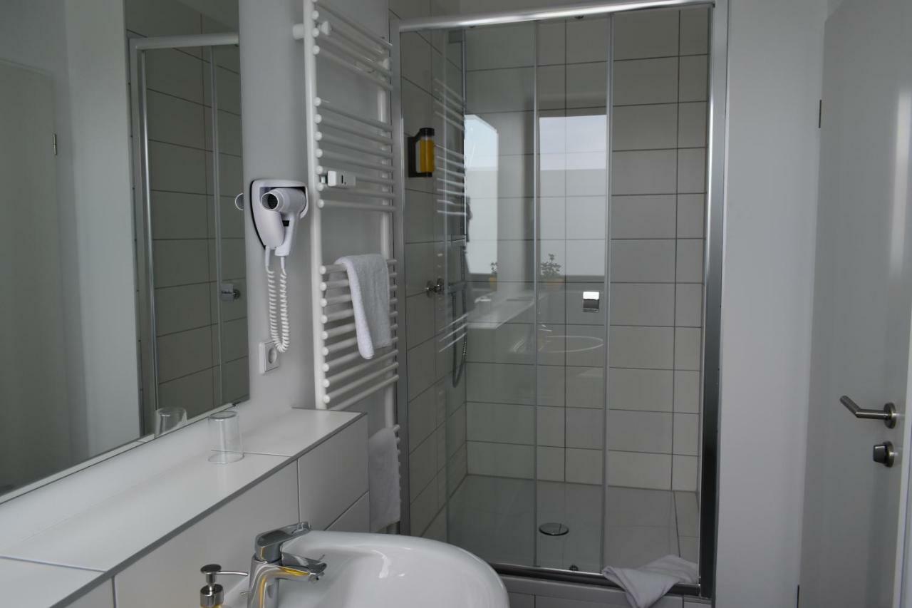 Motel Schoenefeld Großziethen Zewnętrze zdjęcie