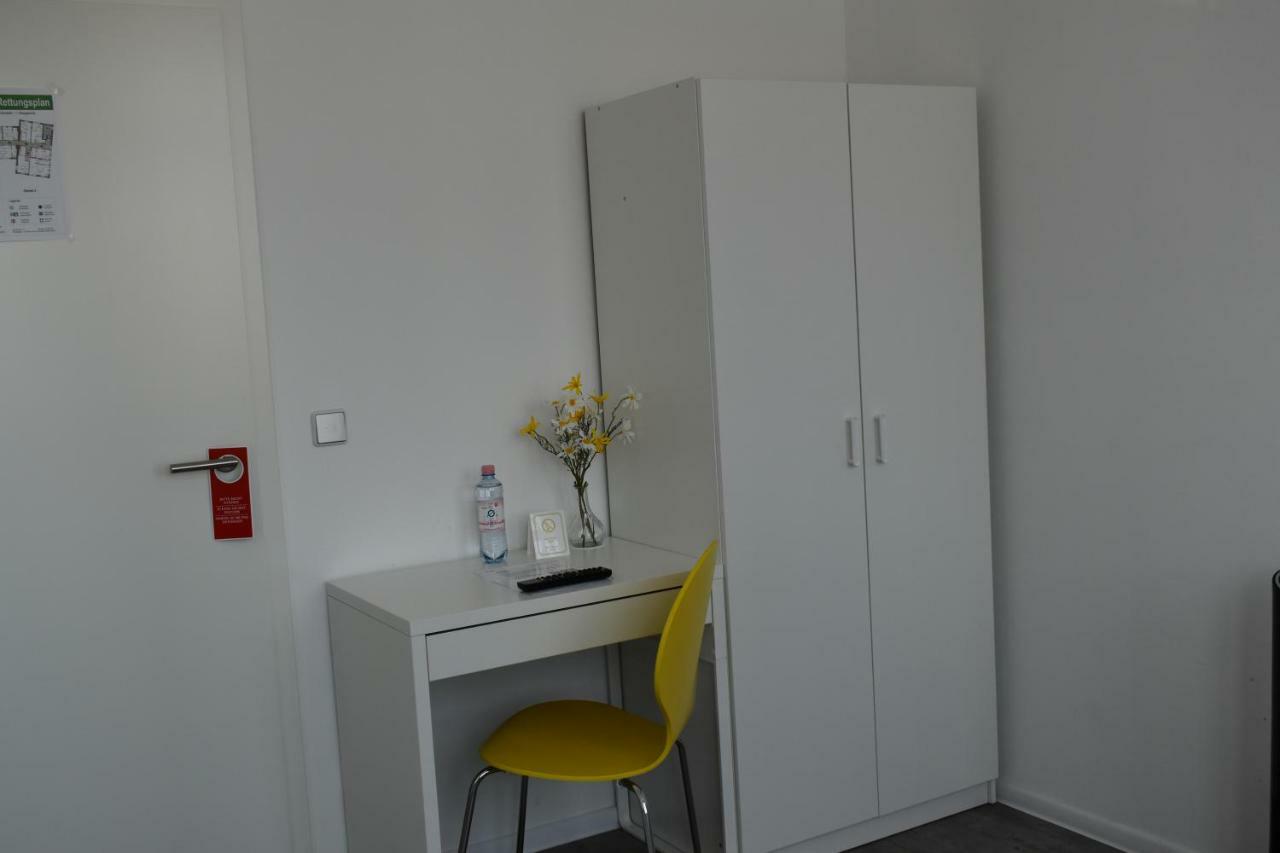 Motel Schoenefeld Großziethen Zewnętrze zdjęcie